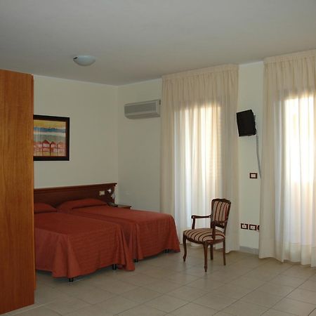 Hotel Residence Al.Pa. Реджо ди Калабрия Екстериор снимка